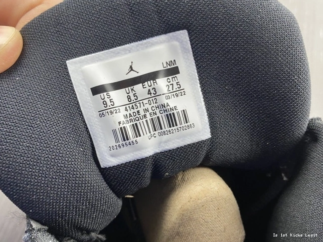 Air and Gown Jordan 414571-012 13 Cap Retro 0819
